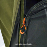 23ZERO Kabari Z — Feature shot: anti-rattle zipper head hardware for a quiet, secure close