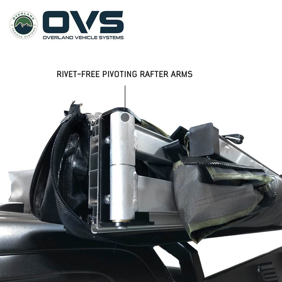RIVET-FREE PIVOT ARMS