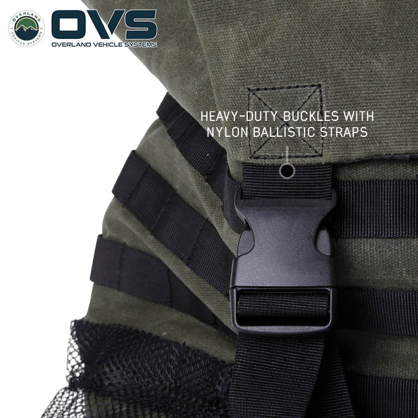 OVERSIZED BUCKLES